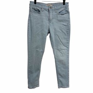 Levi's Shaping Skinny 312 Women's Light Blue Skinny Jeans 29 28”